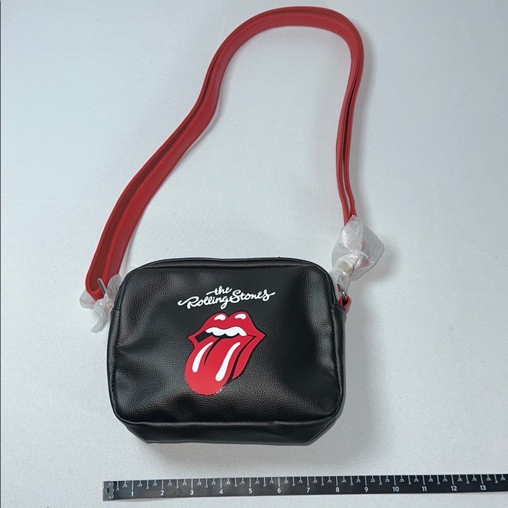 Bravad • NWT• Rolling Stones Black & Red Crossbody Bag